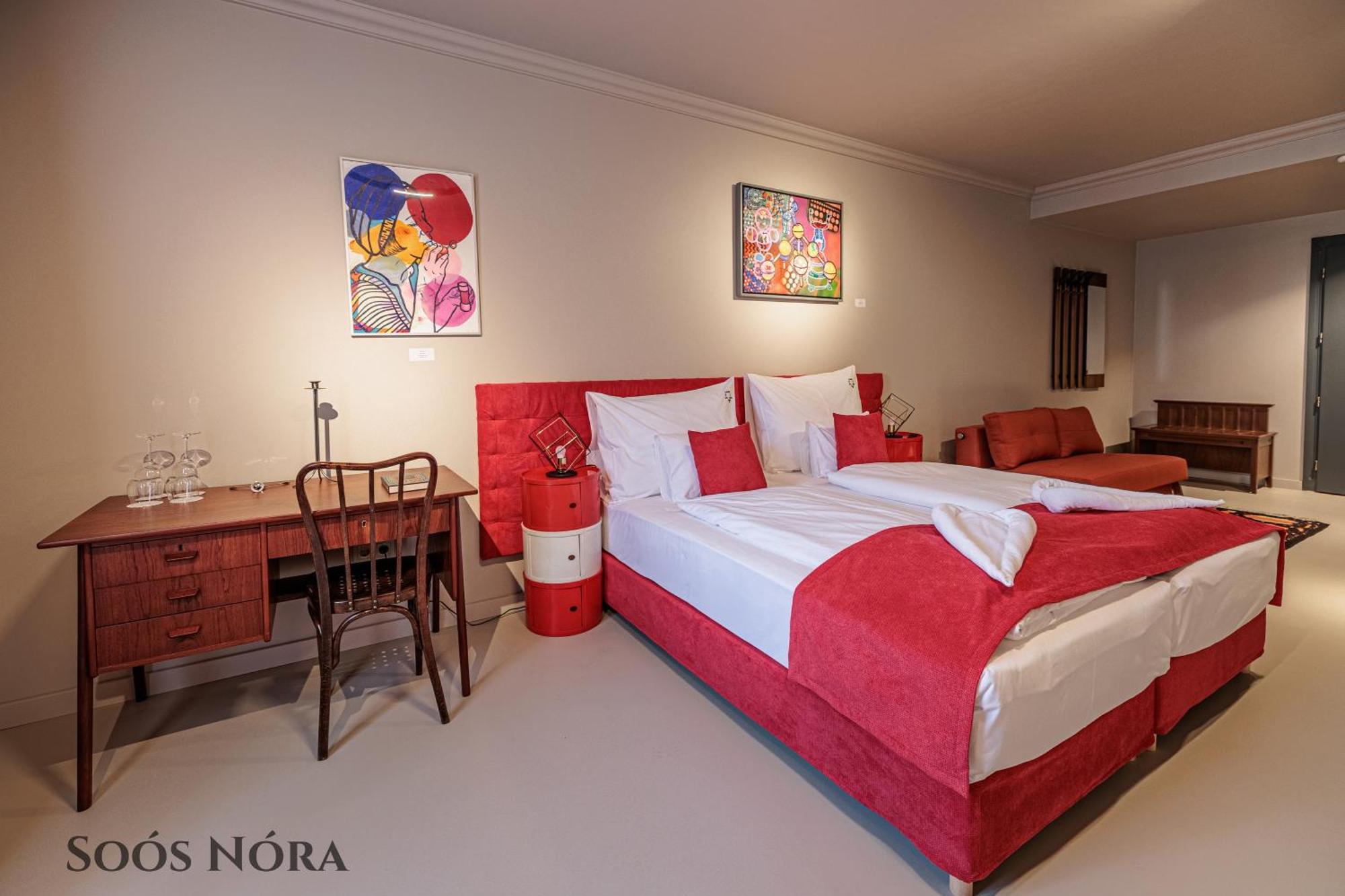 Oroszlános Borhotel Tállya Esterno foto