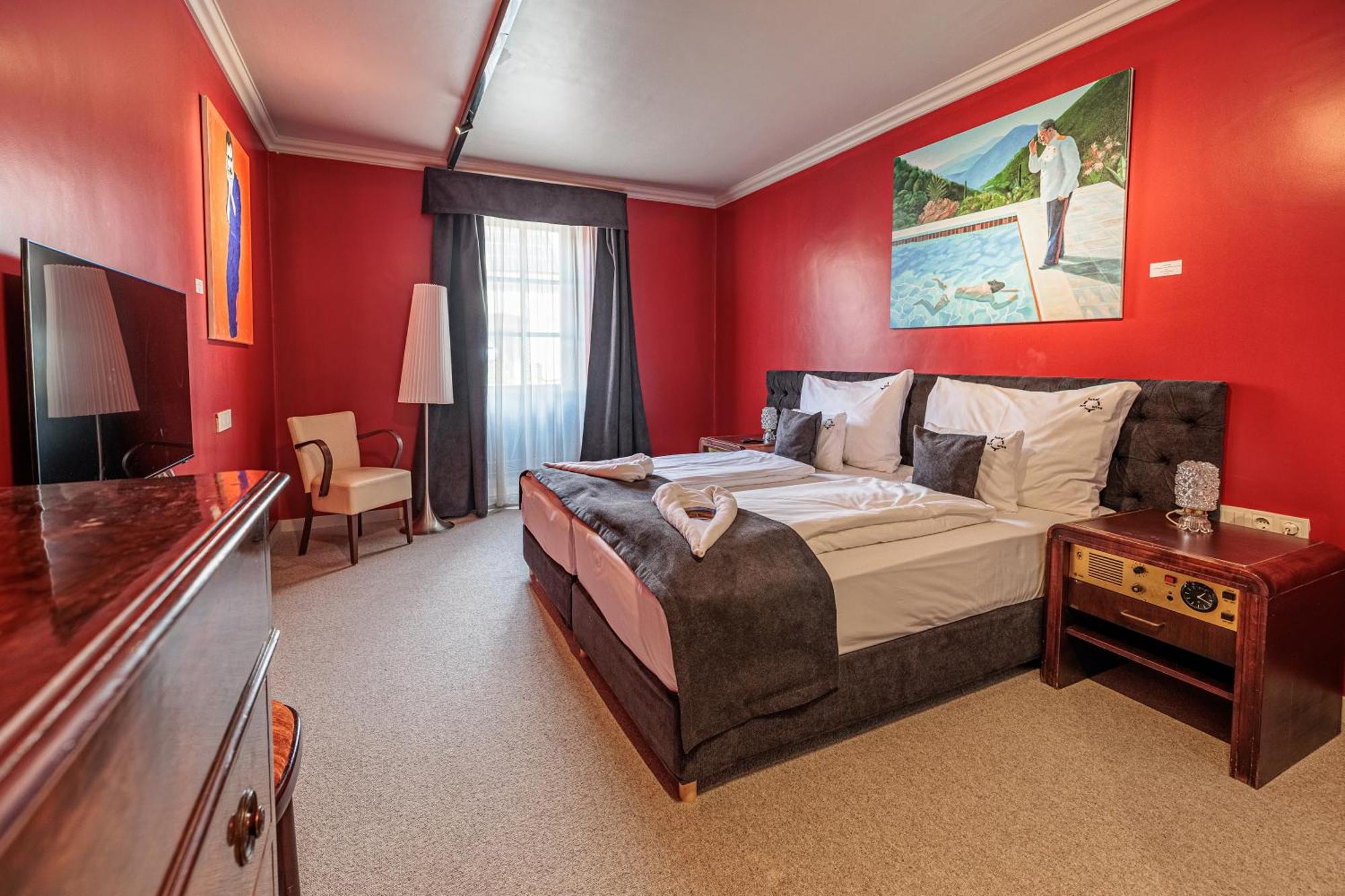 Oroszlános Borhotel Tállya Esterno foto